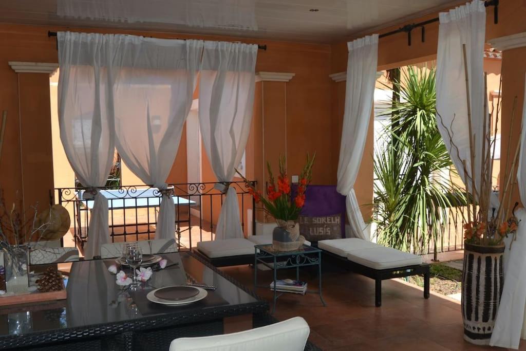 Pour Vous Apartment Meze Ngoại thất bức ảnh